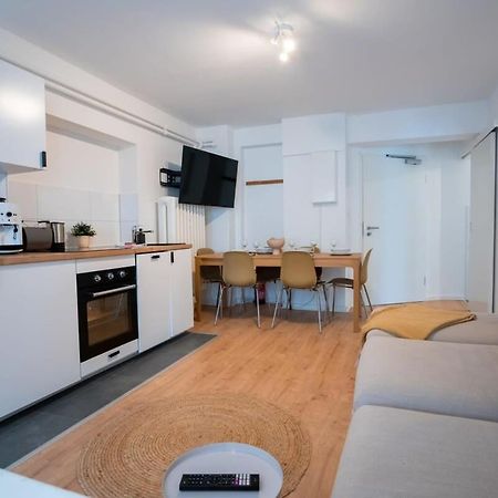 Hamburg City Apartment For 7 Eksteriør billede
